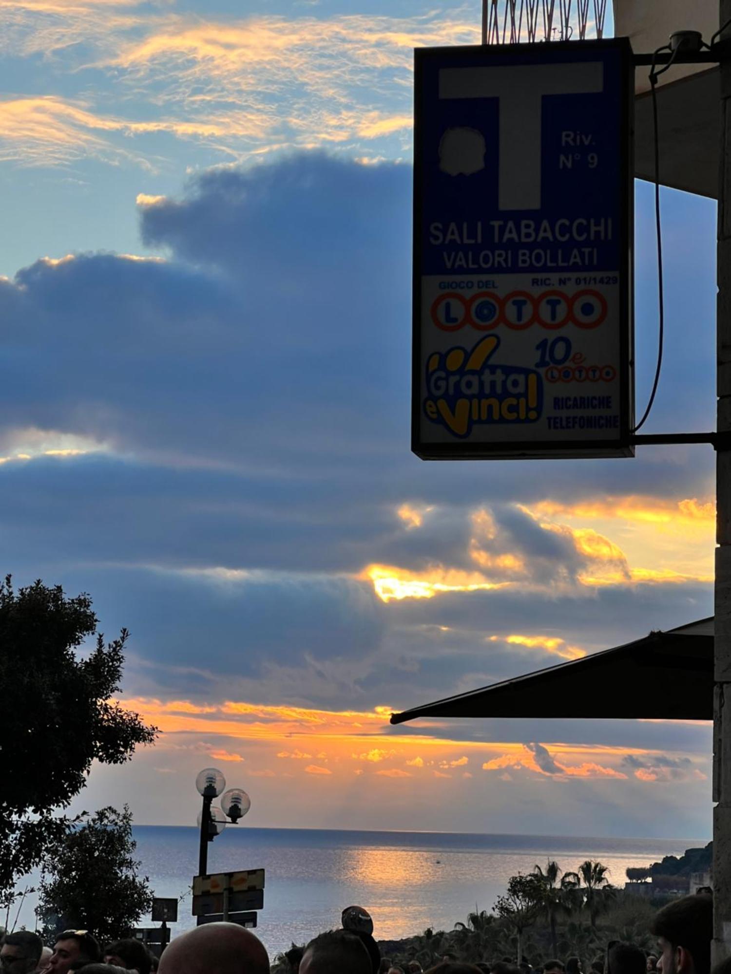 Sogno Di Mezza Estate Torre Annunziata Exterior foto