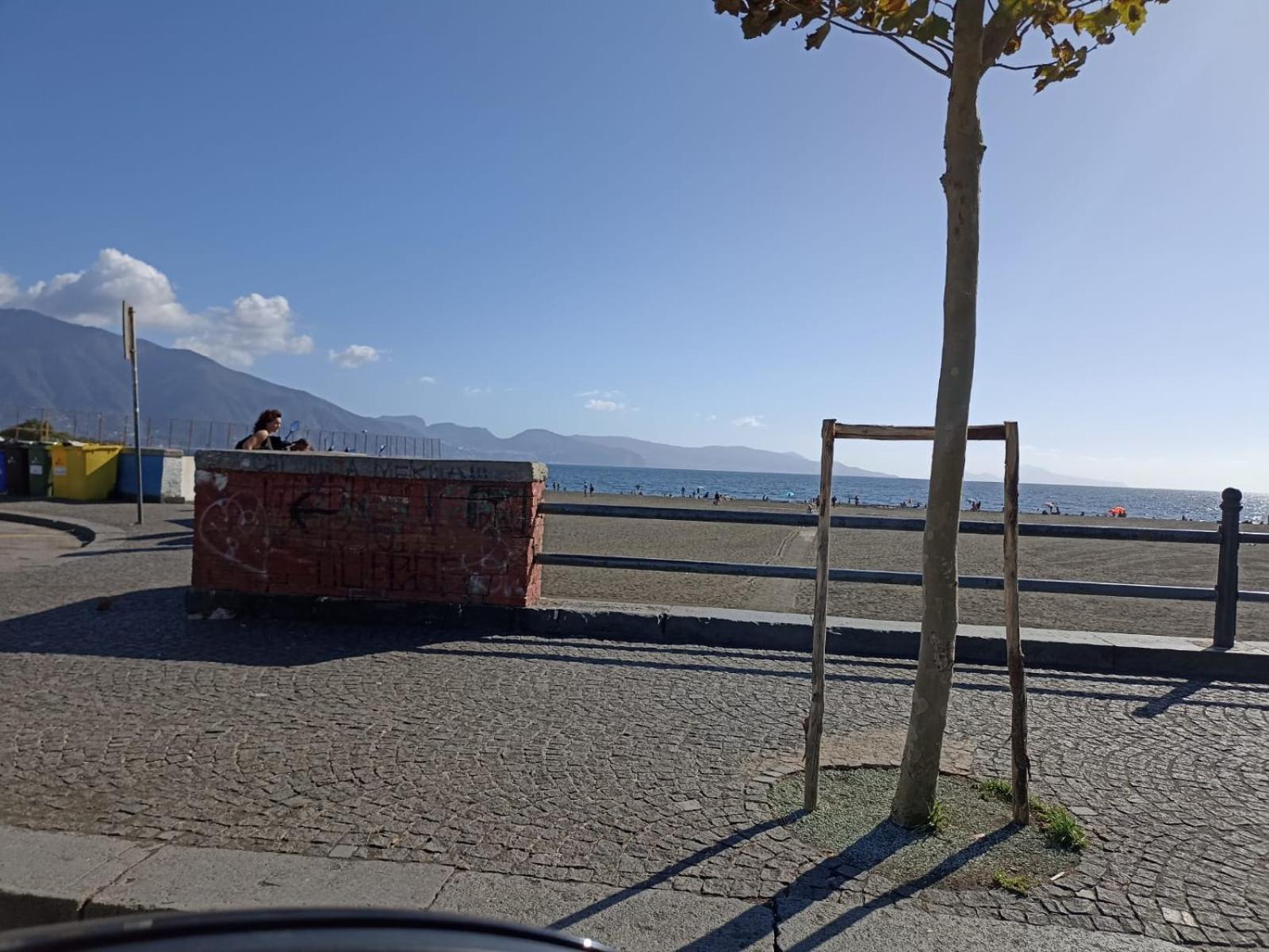 Sogno Di Mezza Estate Torre Annunziata Exterior foto